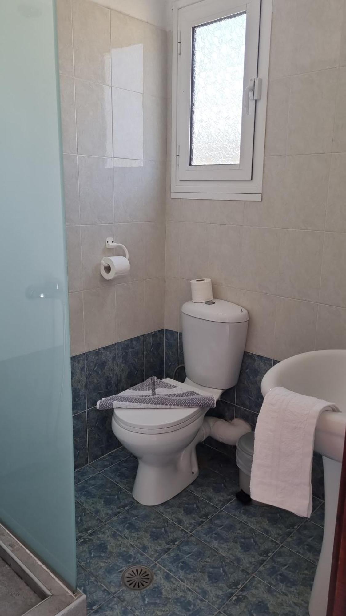 Studios Nina Amoopi Bagian luar foto