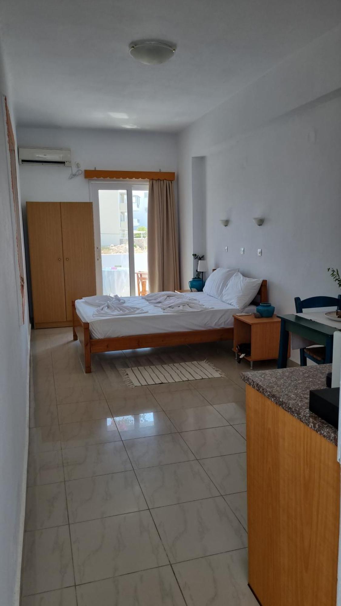 Studios Nina Amoopi Ruang foto